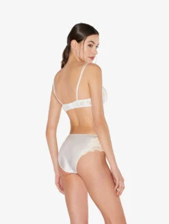 Culotte En Soie Blanche Avec Broderie En Guipure «frastaglio» Ivoire-Culottes-MAISON -Mode Lingerie Boutique CFILPD0019229 RF NA0231 2 39864 92136.1660906723