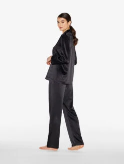 Pyjama En Soie Noire-Lingerie De Nuit En Soie-SILK 6 Pyjama En Soie Noire-Lingerie De Nuit En Soie-SILK -Mode Lingerie Boutique CFILPD0020288 NR0002 2 43416 14452.1649857049