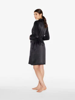 Robe Chambre Courte En Soie Noire-Lingerie De Nuit En Soie-SILK 6 Robe Chambre Courte En Soie Noire-Lingerie De Nuit En Soie-SILK -Mode Lingerie Boutique CFILPD0020293 CO NR0002 2 67306 50095.1649857073