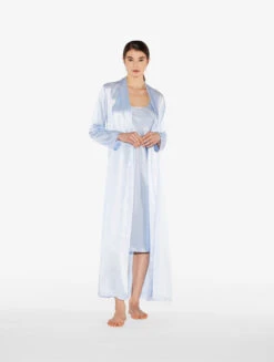 Chemise De Nuit En Soie Bleu Clair-Lingerie De Nuit En Soie-SILK -Mode Lingerie Boutique CFILPD0046930 AZM113 4 71650 63320.1649857117