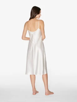 Chemise De Nuit En Soie Blanche-Lingerie De Nuit En Soie-SILK -Mode Lingerie Boutique CFILPD0046930 NA0031 2 88423 86587.1649857120