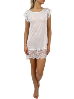 Robe T-shirt Blanche Avec Dentelle-Chemises De Nuit-BRIGITTA