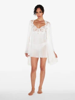 Nuisette Blanc Cassé Avec Dentelle Leavers En Coton-Nuisettes-PER SEMPRE 7 Nuisette Blanc Cassé Avec Dentelle Leavers En Coton-Nuisettes-PER SEMPRE -Mode Lingerie Boutique CFILPD0049350 NAA017 3 87186 05950.1684151374