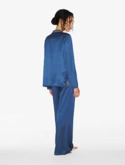 Pyjama En Soie Bleu Foncé Rehaussée D’une Broderie En Guipure «frastaglio»-Lingerie De Nuit En Soie-MAISON -Mode Lingerie Boutique CFILPDN051240 BL0261 2 54415 46114 40349.1674160155