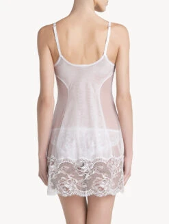 Nuisette Courte En Dentelle Blanche-Nuisettes-BRIGITTA 5 Nuisette Courte En Dentelle Blanche-Nuisettes-BRIGITTA -Mode Lingerie Boutique CFIPLM0048820 BNA001 2 71941.1593123835