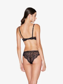 Soutien-gorge Corbeille En Dentelle Noire-Avec Armatures-BRIGITTA -Mode Lingerie Boutique CFIPLM004886 NRB010 2 60139.1663330092