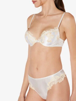 Soutien-gorge Push-up En Soie Blanche Rehaussée D’une Broderie En Guipure «frastaglio» Ivoire-Rembourré-MAISON 9 Soutien-gorge Push-up En Soie Blanche Rehaussée D’une Broderie En Guipure «frastaglio» Ivoire-Rembourré-MAISON -Mode Lingerie Boutique CFIPLM005088 NA0231 5 17163 17092.1660906755