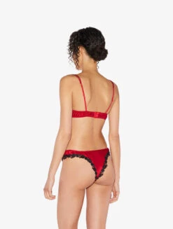 Soutien-gorge Push-up En Soie Rouge Rehaussée D’une Broderie En Guipure «frastaglio» Ivoire-Rembourré-MAISON 7 Soutien-gorge Push-up En Soie Rouge Rehaussée D’une Broderie En Guipure «frastaglio» Ivoire-Rembourré-MAISON -Mode Lingerie Boutique CFIPLM005088 RS0290 2 43090 83379.1651759039