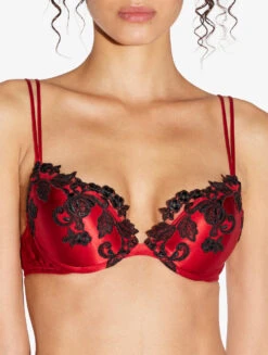 Soutien-gorge Push-up En Soie Rouge Rehaussée D’une Broderie En Guipure «frastaglio» Ivoire-Rembourré-MAISON 9 Soutien-gorge Push-up En Soie Rouge Rehaussée D’une Broderie En Guipure «frastaglio» Ivoire-Rembourré-MAISON -Mode Lingerie Boutique CFIPLM005088 RS0290 5 55984 21715.1651759040