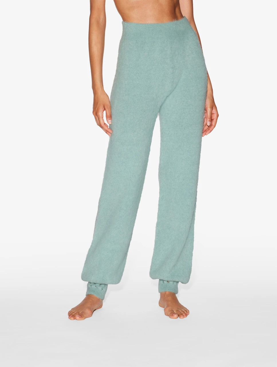 Pantalon En Laine D'alpaga Mélangée De Couleur Vert Amande-Loungewear-FLUFFY COCOON 2 Pantalon En Laine D'alpaga Mélangée De Couleur Vert Amande-Loungewear-FLUFFY COCOON – Image 2