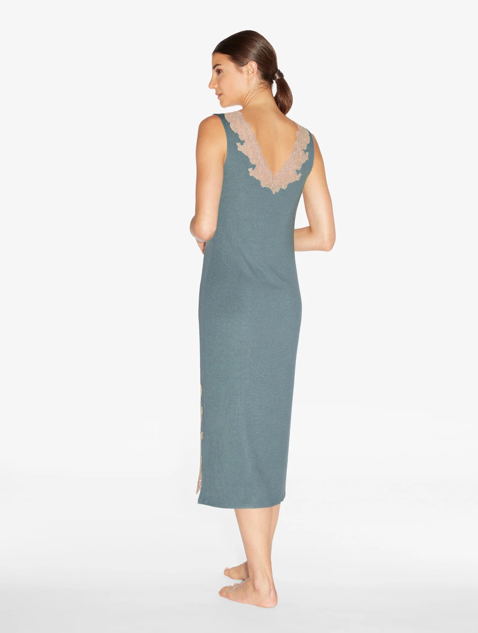 Chemise De Nuit Longue Côtelée En Cachemire Mélangé Sleepy Dream Rehaussé De Guipure « frastaglio »-Chemises De Nuit-ANGEL KISS 3 Chemise De Nuit Longue Côtelée En Cachemire Mélangé Sleepy Dream Rehaussé De Guipure « frastaglio »-Chemises De Nuit-ANGEL KISS – Image 3